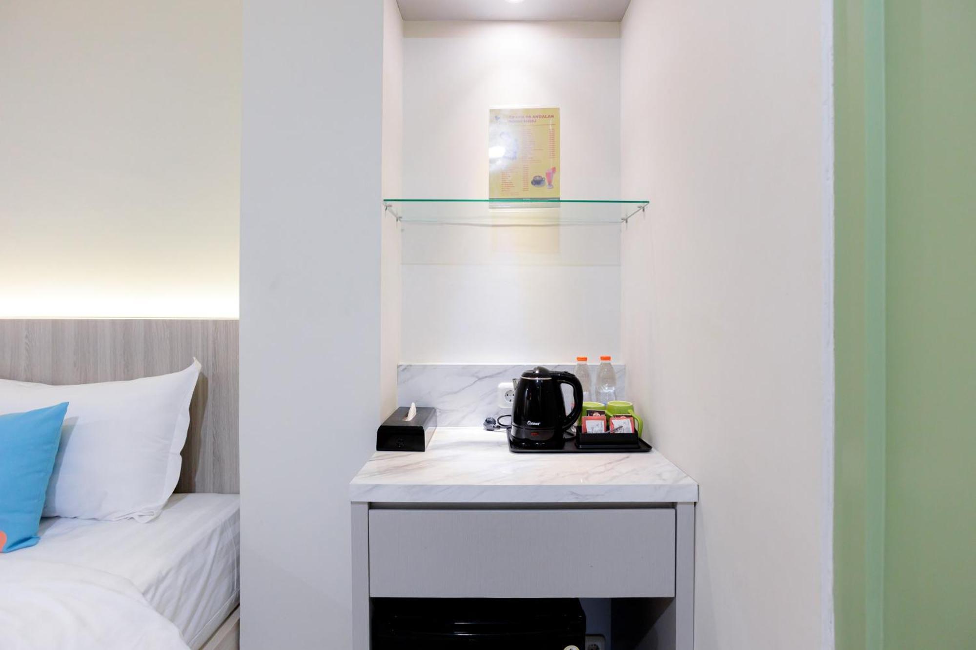 Sans Hotel 88 Andalan Surabaya By Reddoorz Eksteriør billede