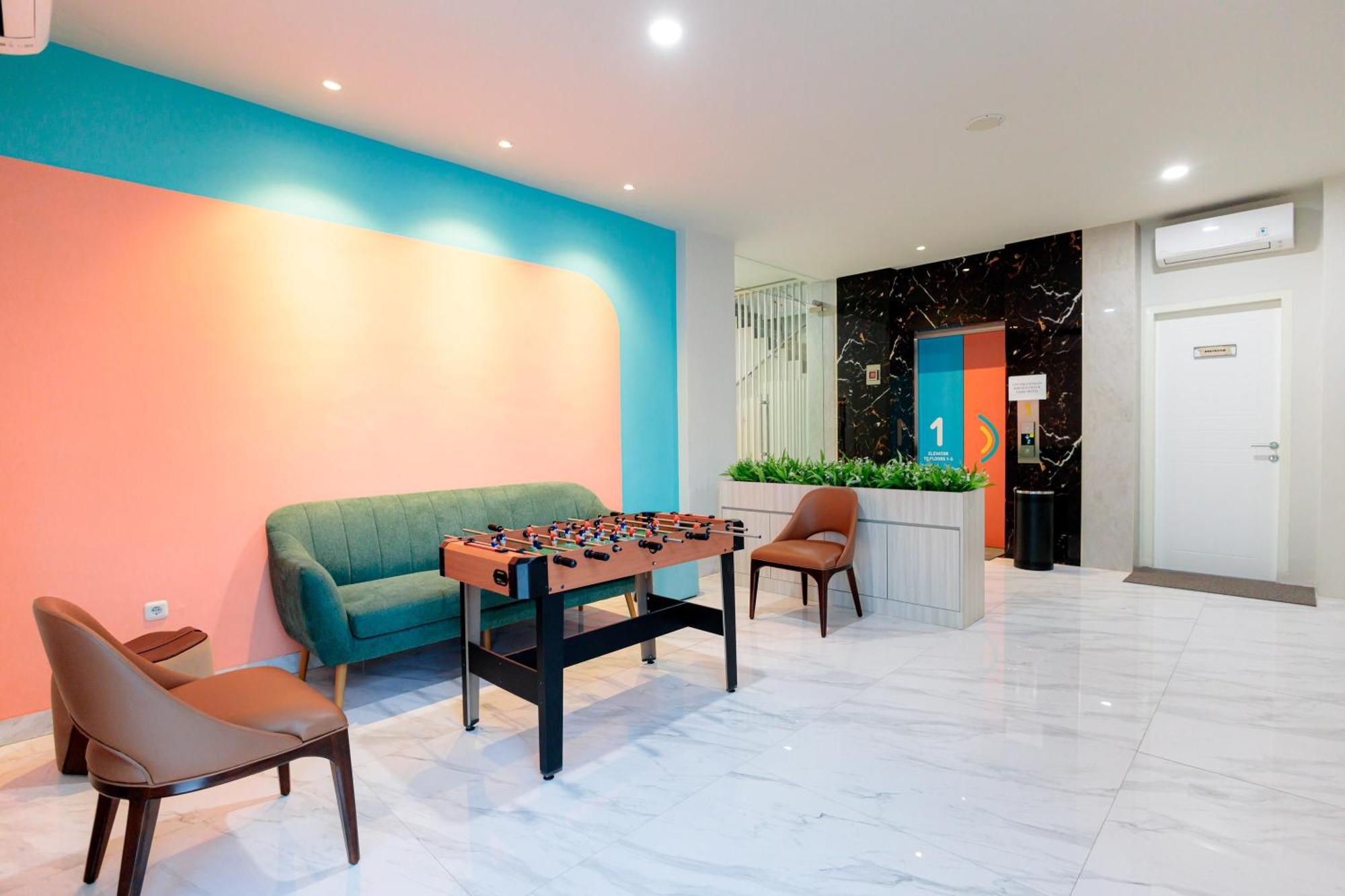 Sans Hotel 88 Andalan Surabaya By Reddoorz Eksteriør billede