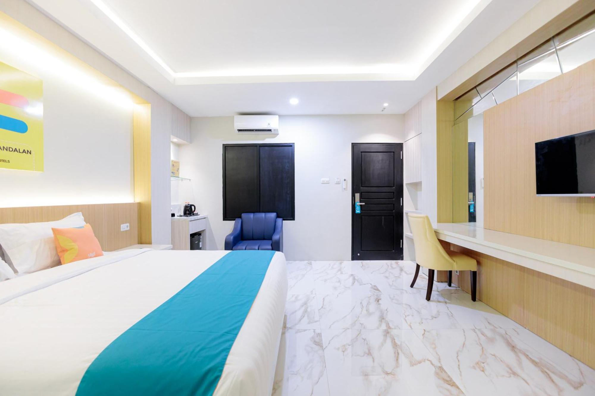 Sans Hotel 88 Andalan Surabaya By Reddoorz Eksteriør billede